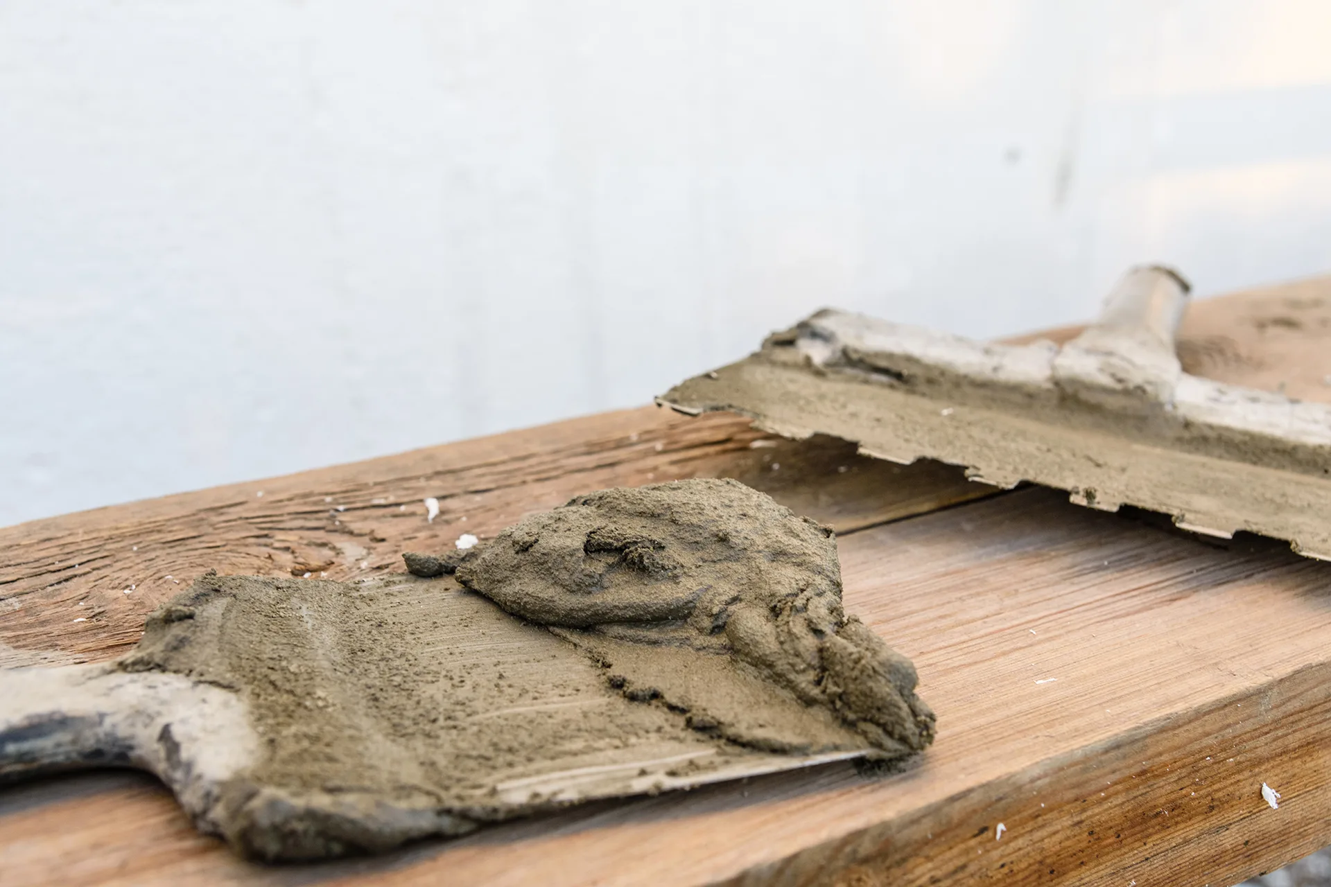 Repair mortar and tools used for a concrete patch